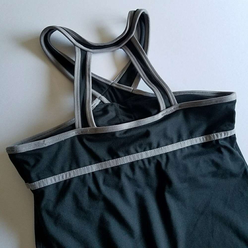 Fabletics Exercise Tank Nwot - image 3